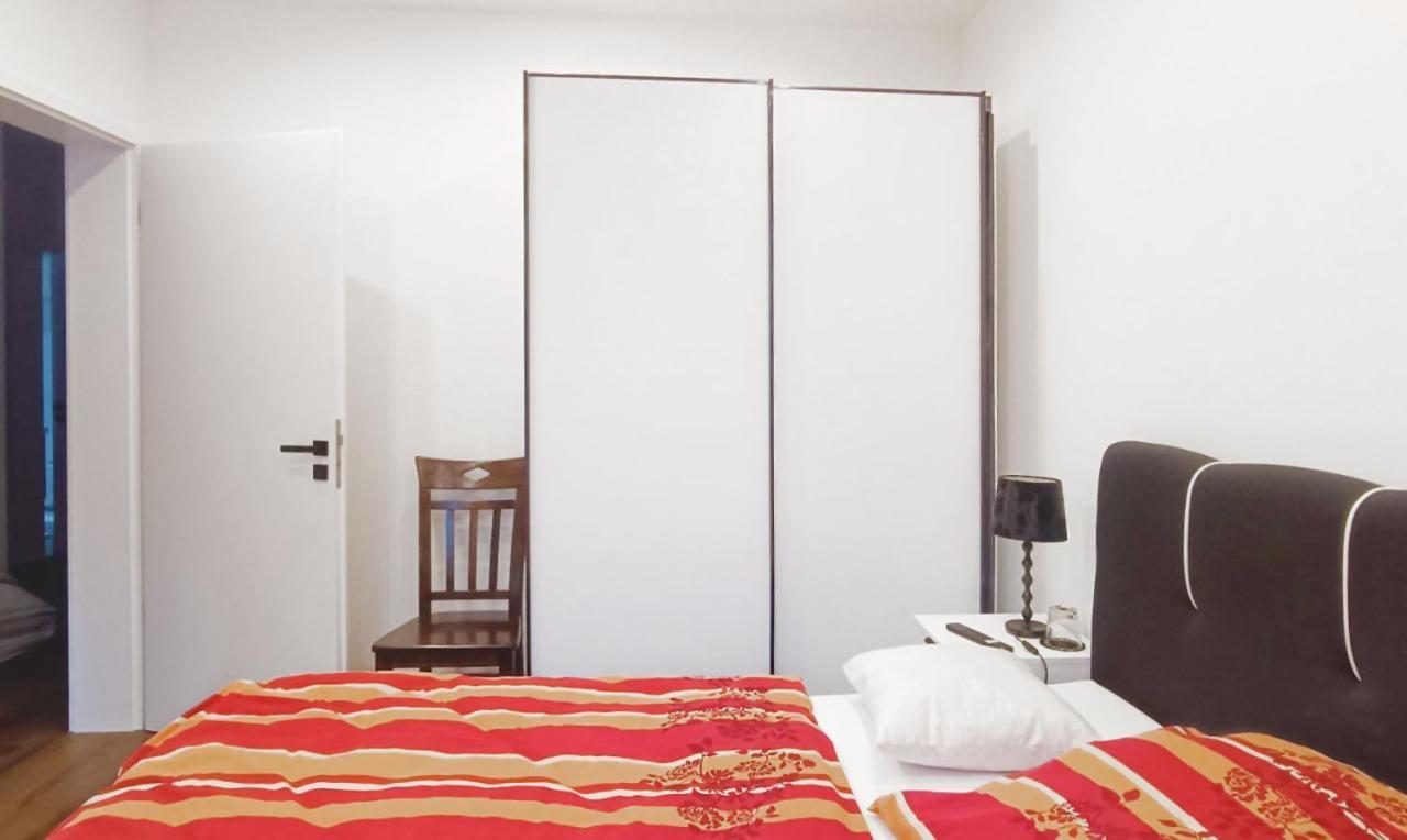 Moderne Direkt Am Kanal / Neubau Apartment *