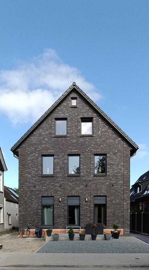 Moderne Direkt Am Kanal / Neubau Apartment *
